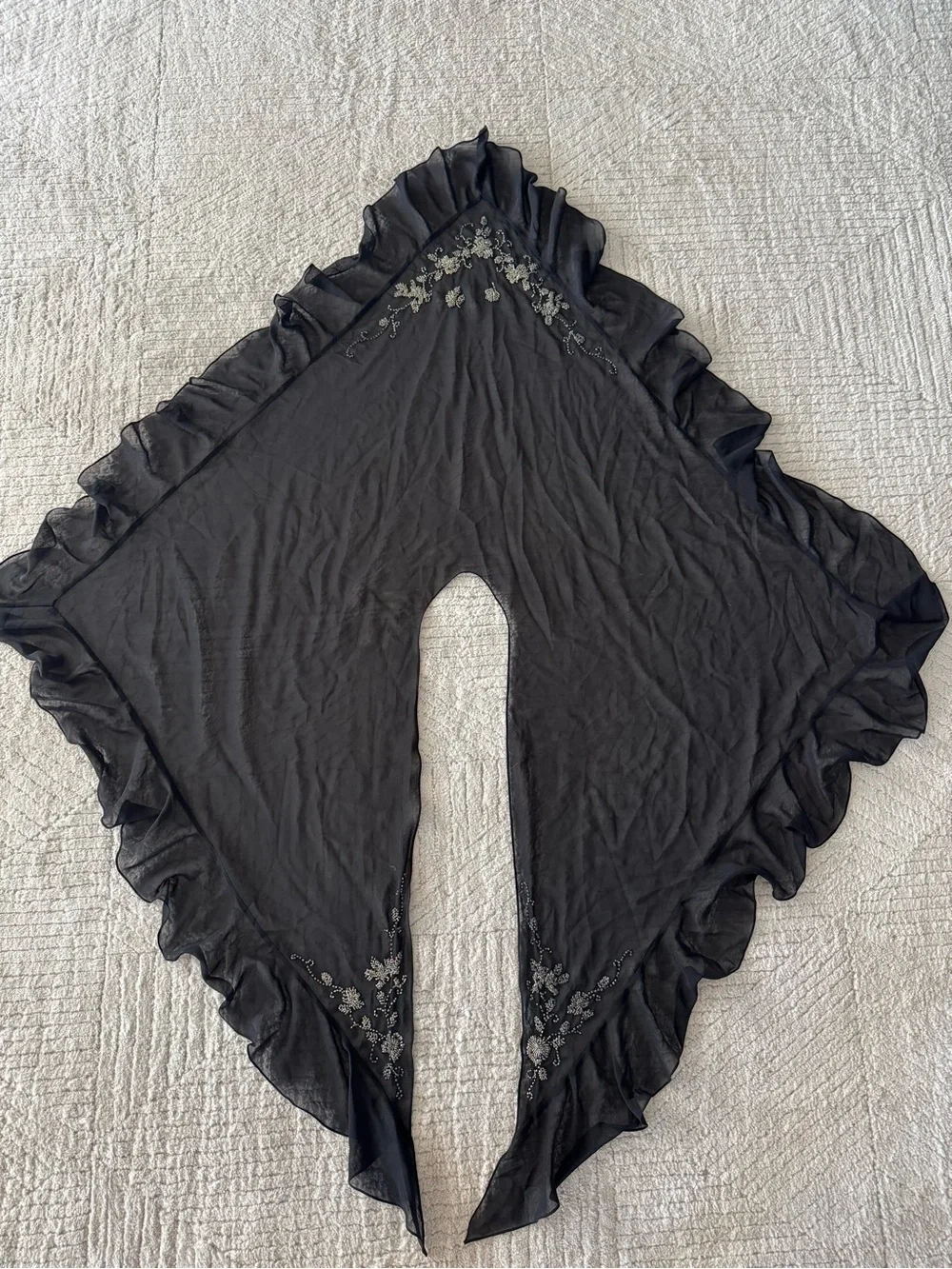 Black Ruffled Beaded Capelet OS - Picture 8 of 8